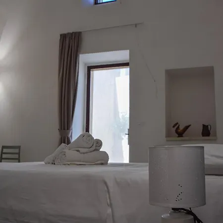 Masseria Sbotta 农家乐 *
